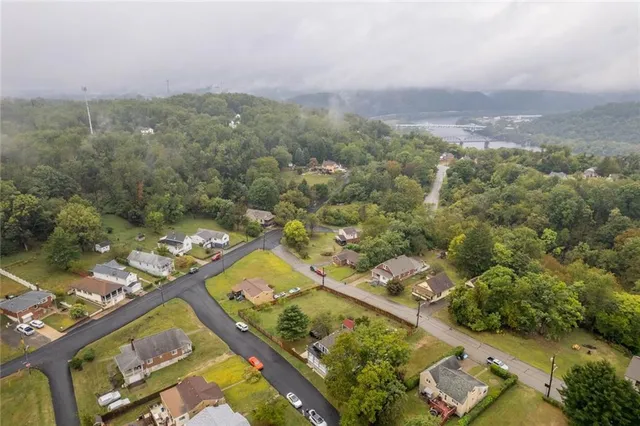 $259,900 | 4446 Whitebush Street, Homestead, PA 15120