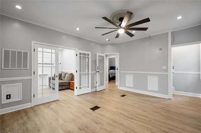 $259,900 | 4446 Whitebush Street, Homestead, PA 15120