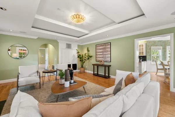 $1,595,000 | 3352 Vía Zara, Fallbrook, CA 92028