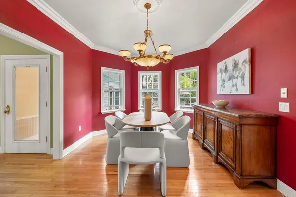 $1,595,000 | 3352 Vía Zara, Fallbrook, CA 92028