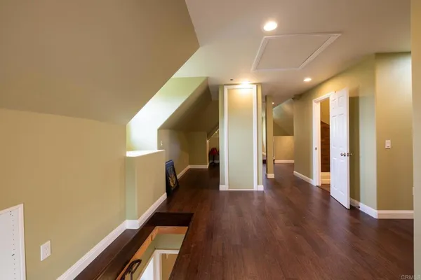 $1,595,000 | 3352 Vía Zara, Fallbrook, CA 92028