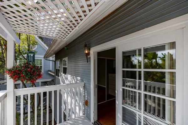 $1,595,000 | 3352 Vía Zara, Fallbrook, CA 92028