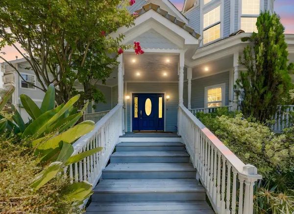 $1,595,000 | 3352 Vía Zara, Fallbrook, CA 92028