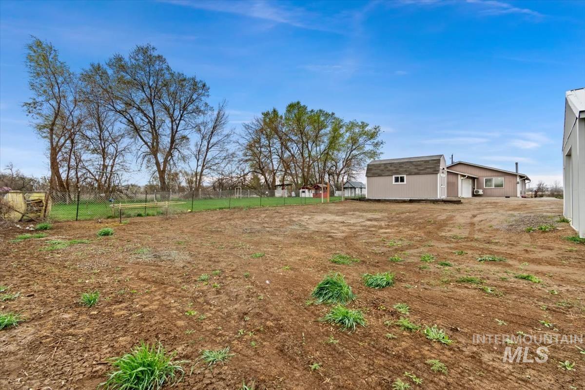 1051 Haas Road Weiser, ID 83672 - Photo 34 of 44 View of yard featuring an outdoor structure