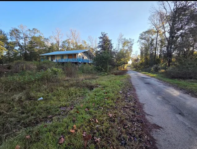 $90,000 | 127 County Road 360, Splendora, TX 77372