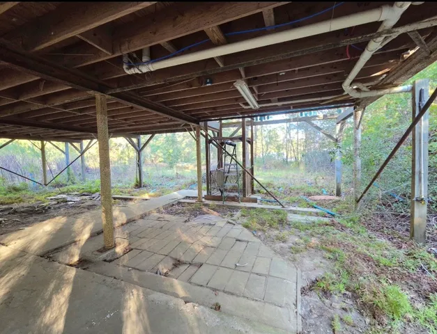 $90,000 | 127 County Road 360, Splendora, TX 77372