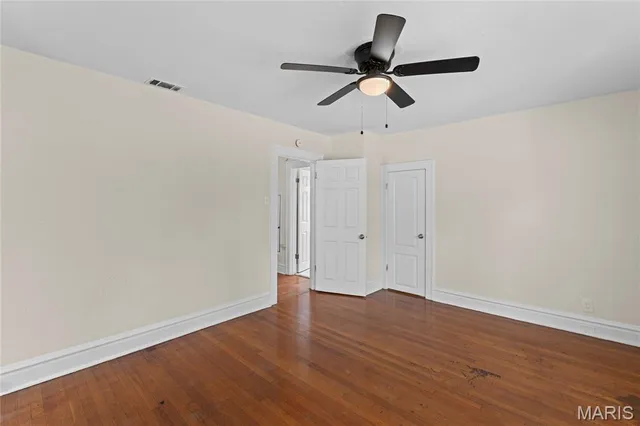 $160,000 | 7241 St Andrews Place, Glen Echo Park, MO 63121