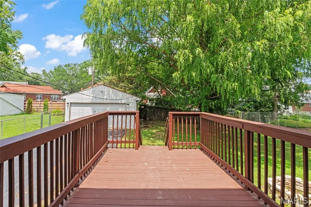 $160,000 | 7241 St Andrews Place, Glen Echo Park, MO 63121