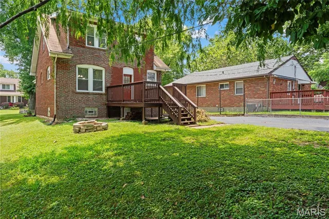 $160,000 | 7241 St Andrews Place, Glen Echo Park, MO 63121