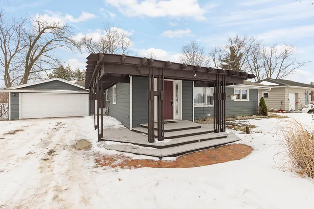 $299,000 | 2673 Airport Road, Adrian, MI 49221