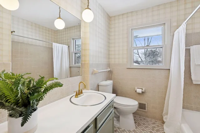 $385,000 | 1500 Quebec Avenue North, Champlin, MN 55316