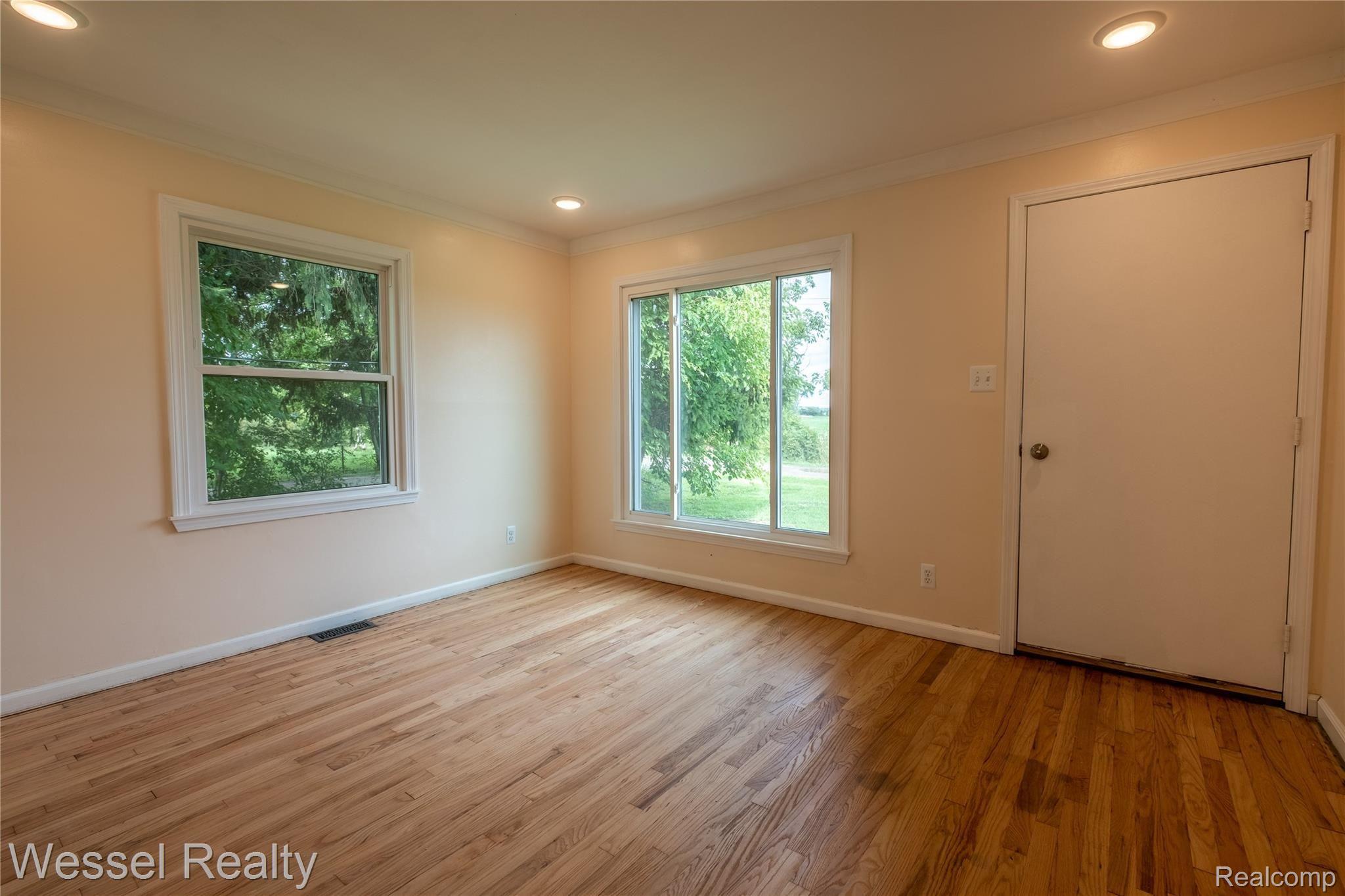 202 Bauman Road Columbus, MI 48063 - Photo 11 of 22 Bauman-116.jpg