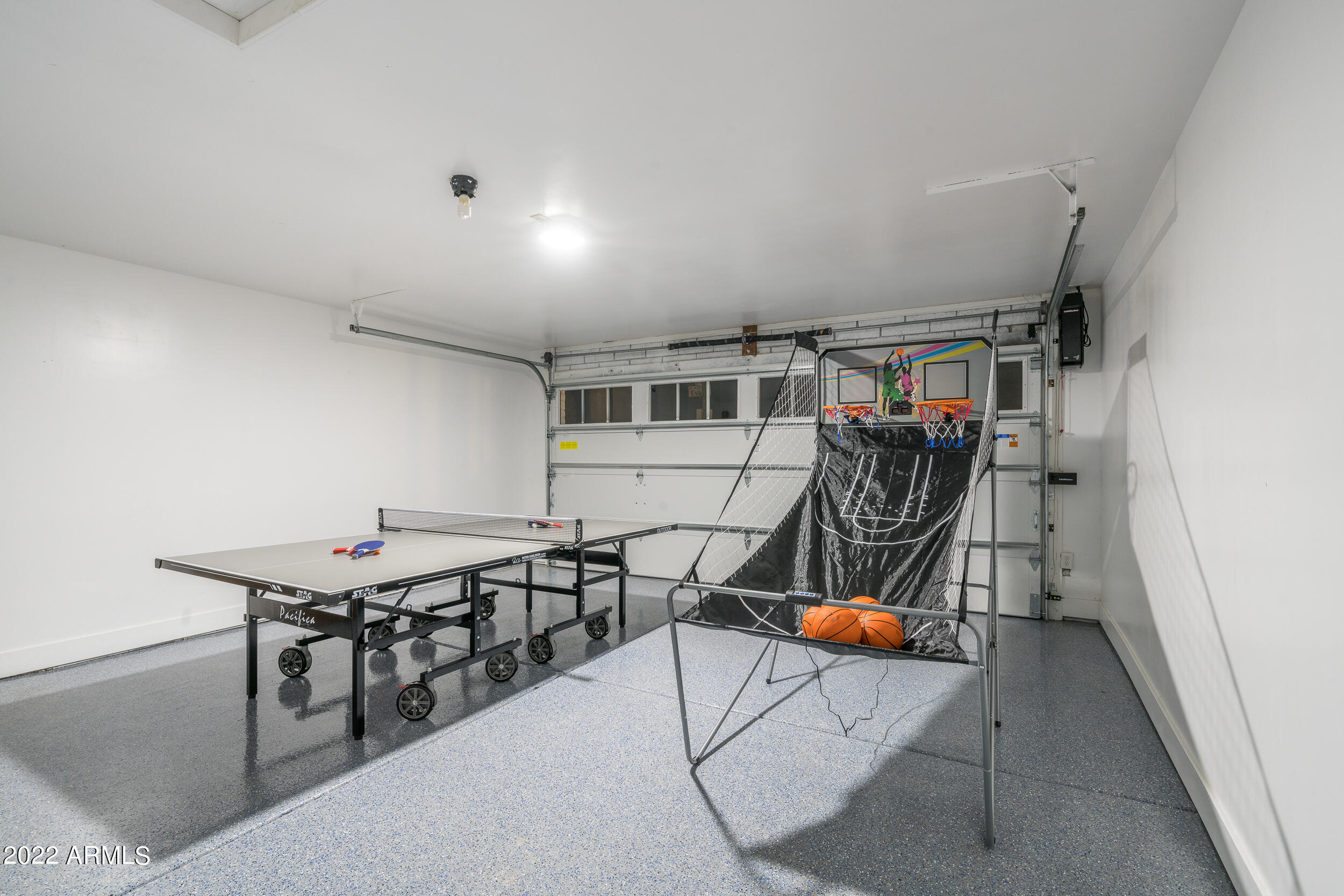 1641 West Evans Drive Phoenix, AZ 85023 - Photo 13 of 52 a view of a room with furniture