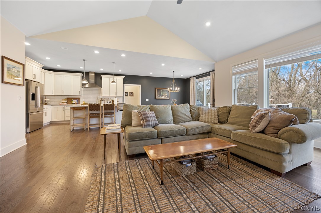 111 Left Field Manlius, NY 13104 - Photo 13 of 42