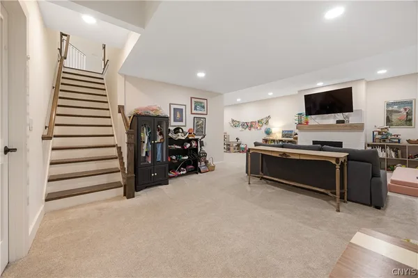 $725,000 | 111 Left Field, Manlius, NY 13104