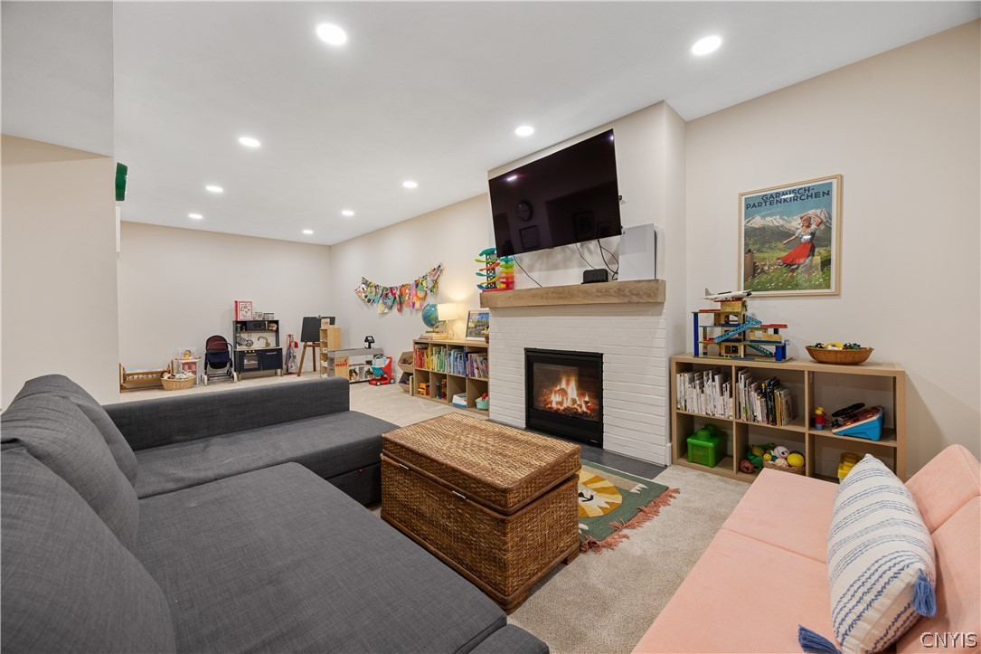 111 Left Field Manlius, NY 13104 - Photo 30 of 42