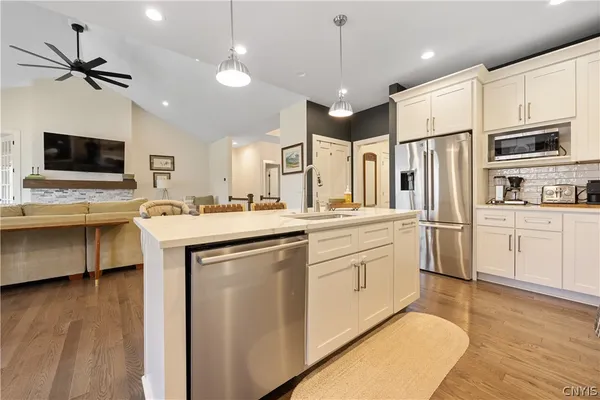 $725,000 | 111 Left Field, Manlius, NY 13104