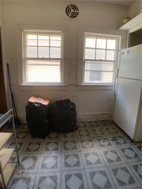 831 Ridgeway Avenue Rochester, NY 14615 - Photo 12 of 25