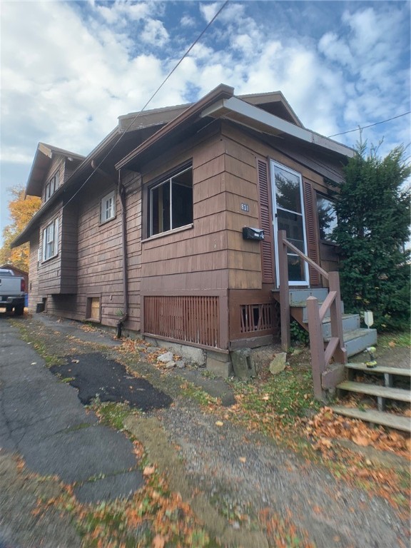 831 Ridgeway Avenue Rochester, NY 14615 - Photo 3 of 25