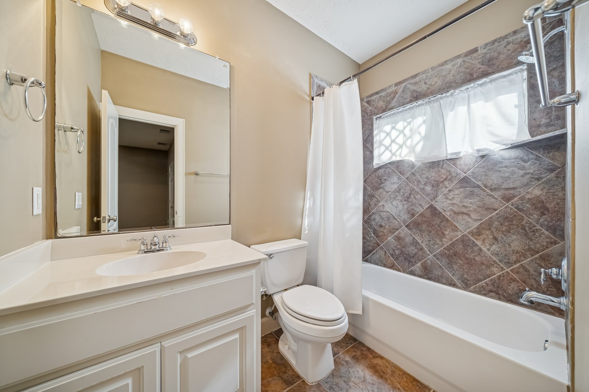 1415 Birdsall Street Houston, TX 77007 - Photo 18 of 25