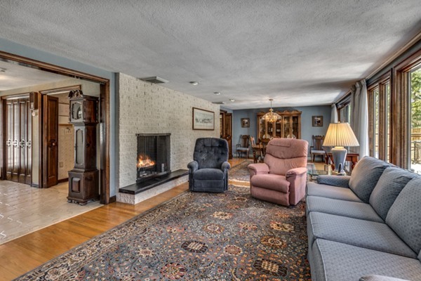 21 Huntingdon Road Lynnfield, MA 01940 - Photo 7 of 30 Gallery Image 7
