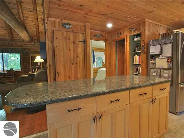 8198 South Tremain Road Maple City, MI 49664 - Photo 18 of 68 1748478-17.JPG