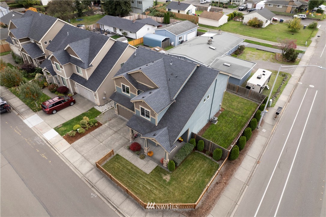 2503 Northeast 23rd Street Renton, WA 98056 - Photo 33 of 35 Gallery Image 33