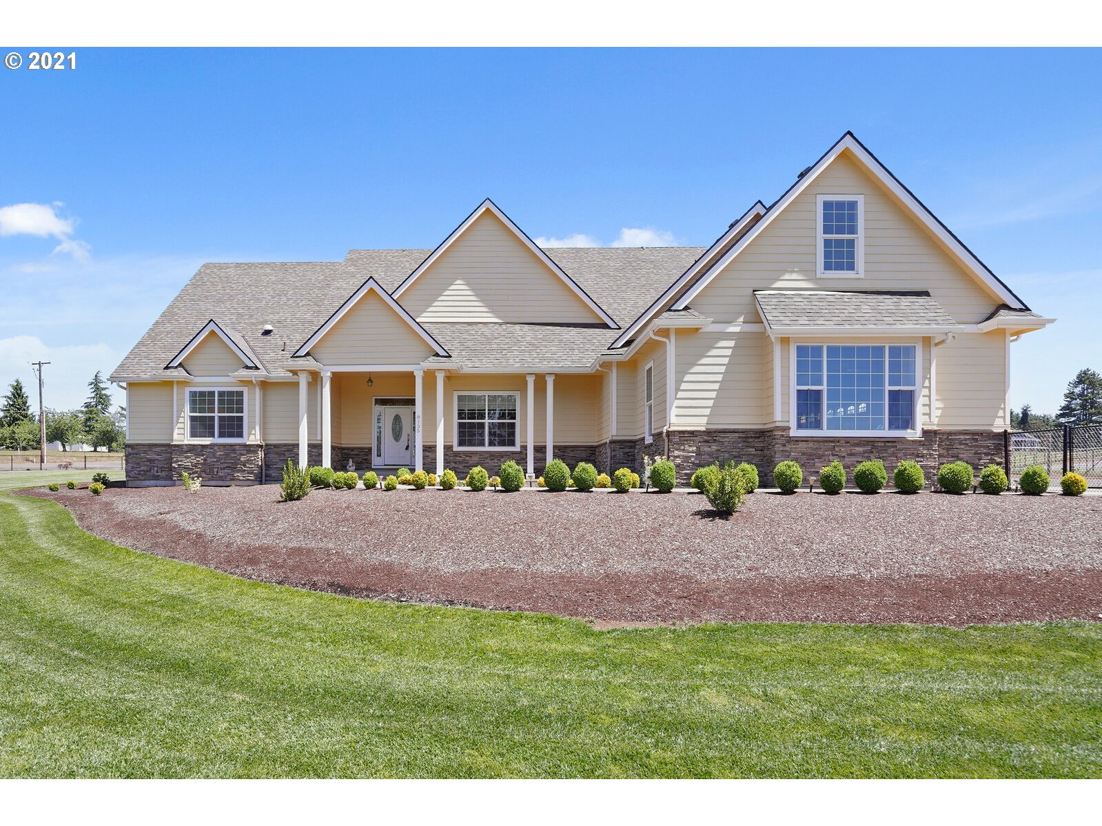 8135 Rauscher Lane Aumsville, OR 97325 - Photo 1 of 32 Gallery Image 1