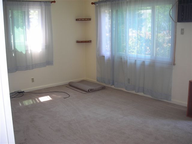 9 Audrey Road Colonie, NY 12110 - Photo 3 of 9 Photo 3