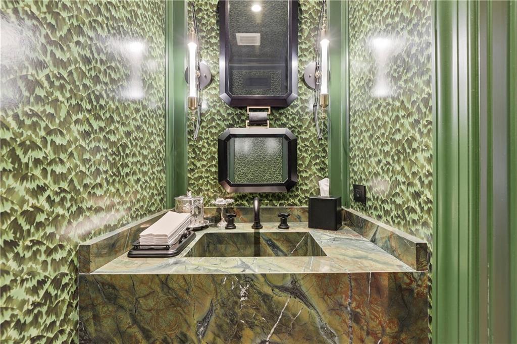 75 Woodland Road Pittsburgh, PA 15232 - Photo 4 of 25 Main Half Bath