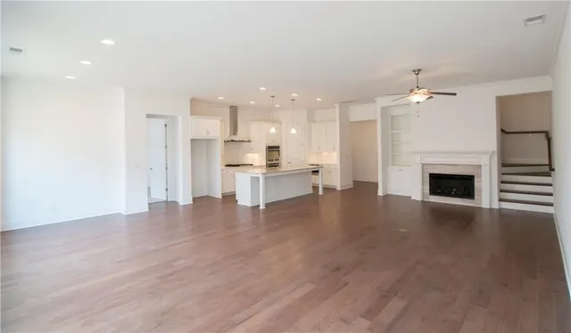 $446,950 | 5875 Overlook Ridge East, Unit 106, Suwanee, GA 30024