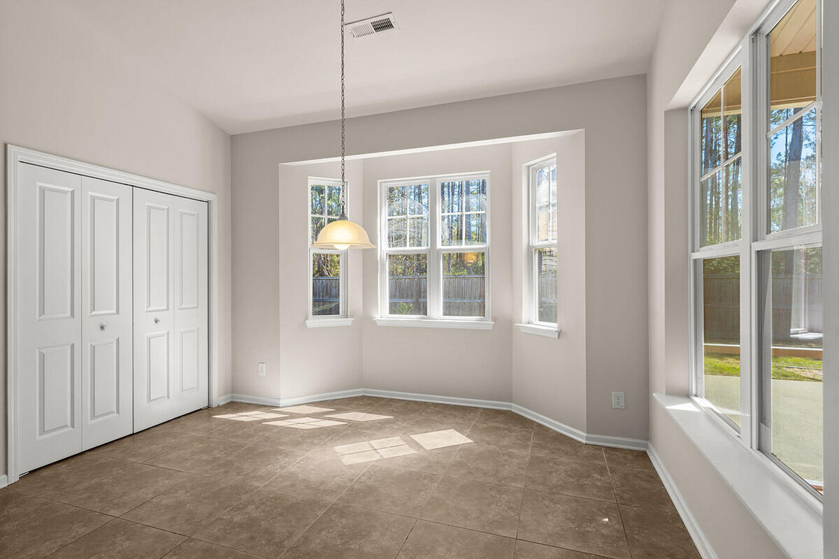 339 Decatur Drive Summerville, SC 29486 - Photo 21 of 34 19