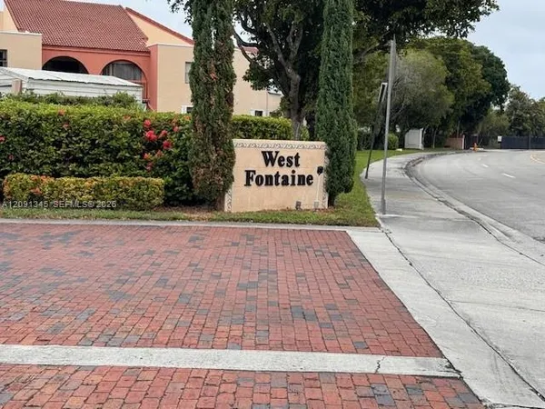 $2,450 | 10257 Northwest 9th St Circle, Unit 20610, Miami, FL 33172