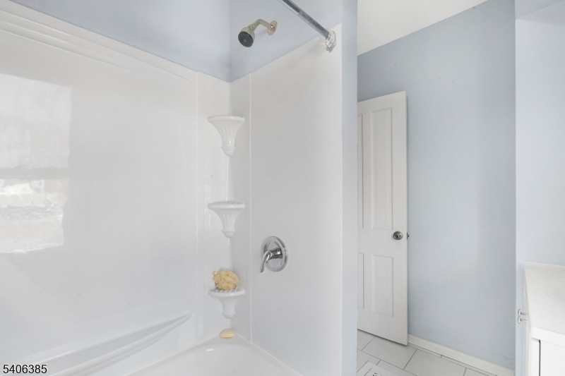 313 Mercer Street Phillipsburg, NJ 08865 - Photo 13 of 29 a bathroom with a shower