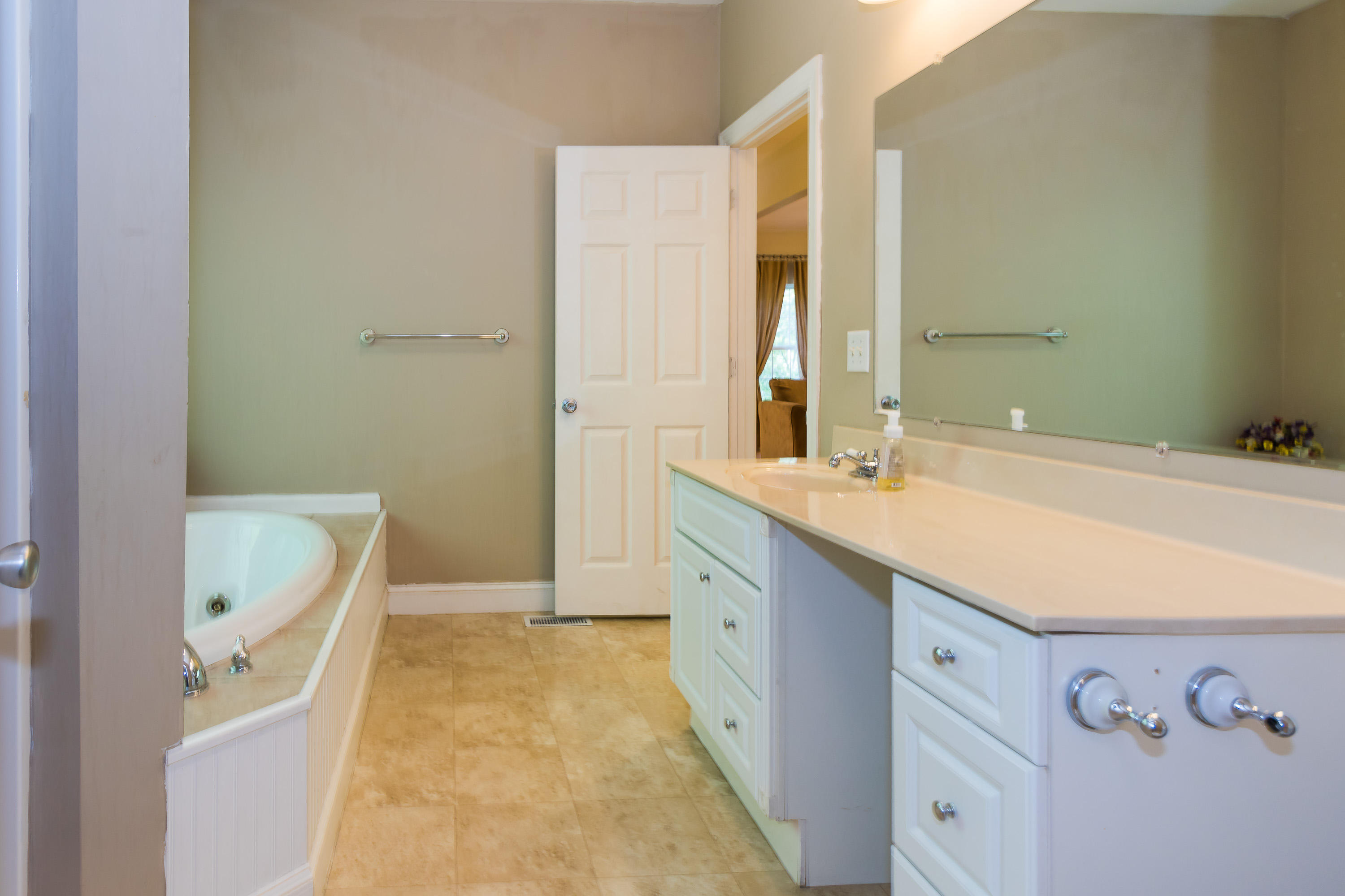 174 Coffman Springs Road LaFayette, GA 30728 - Photo 17 of 47 Main Floor Bath