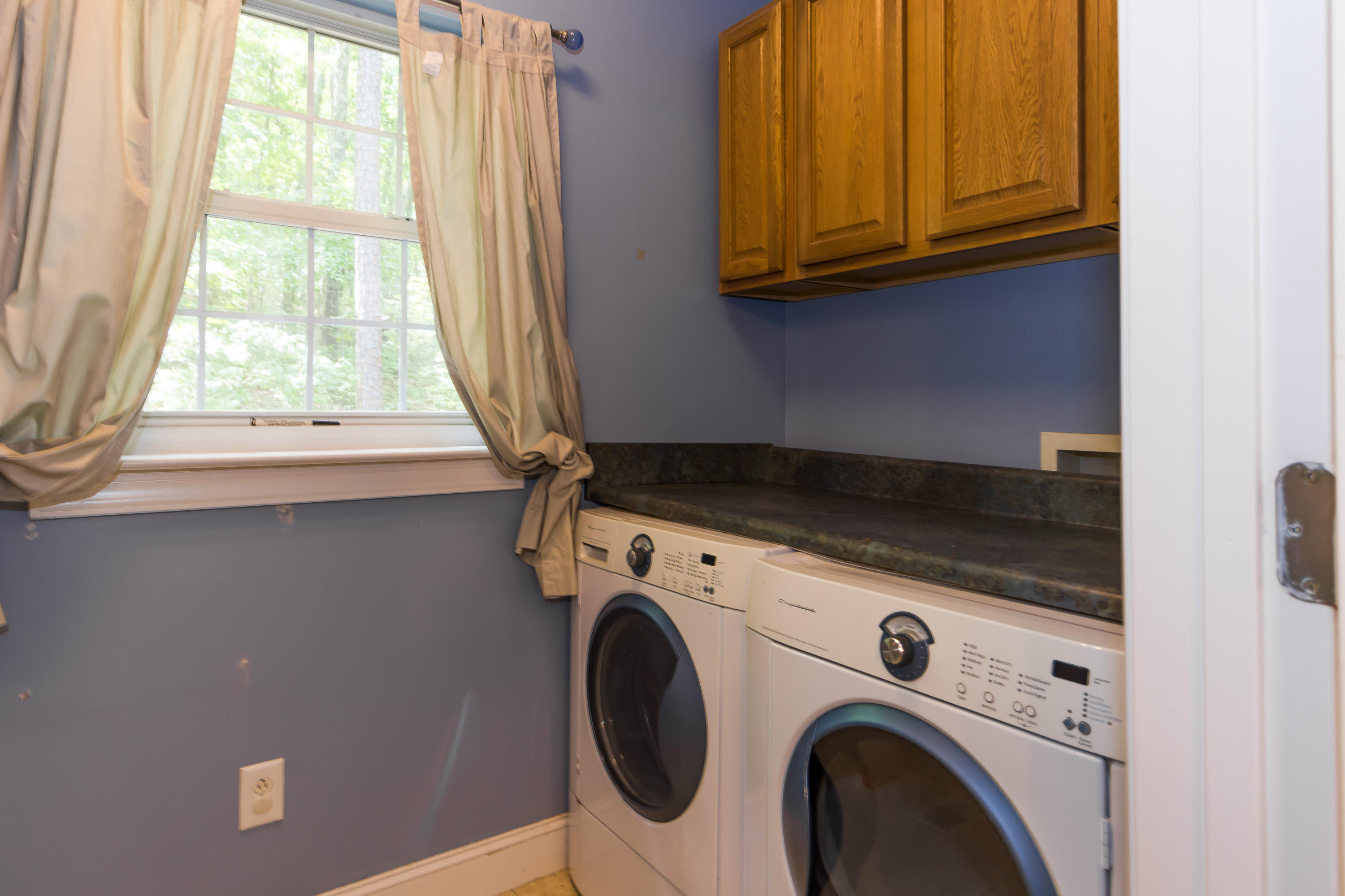 174 Coffman Springs Road LaFayette, GA 30728 - Photo 20 of 47 Laundry Room