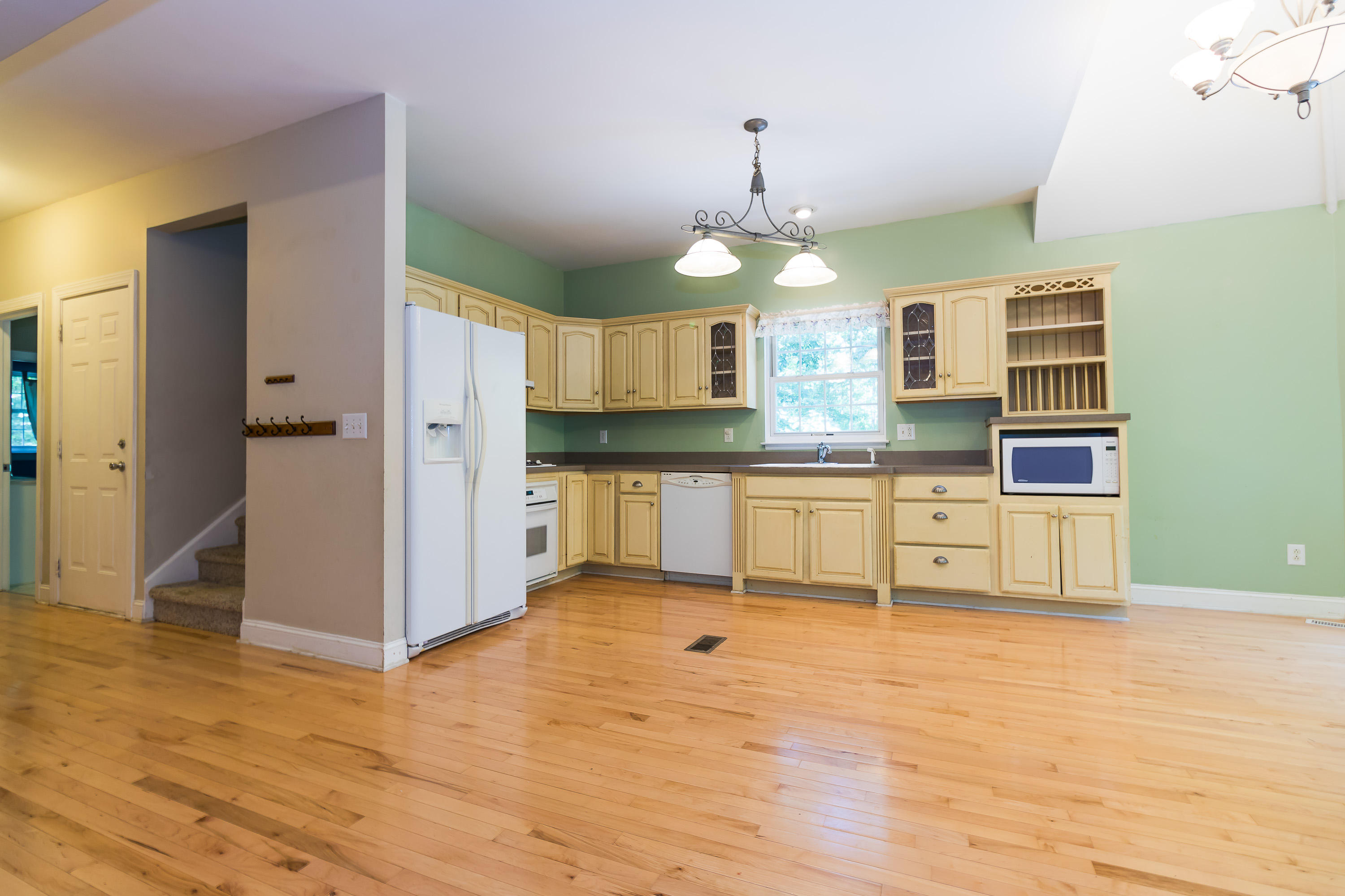 174 Coffman Springs Road LaFayette, GA 30728 - Photo 8 of 47 Kitchen