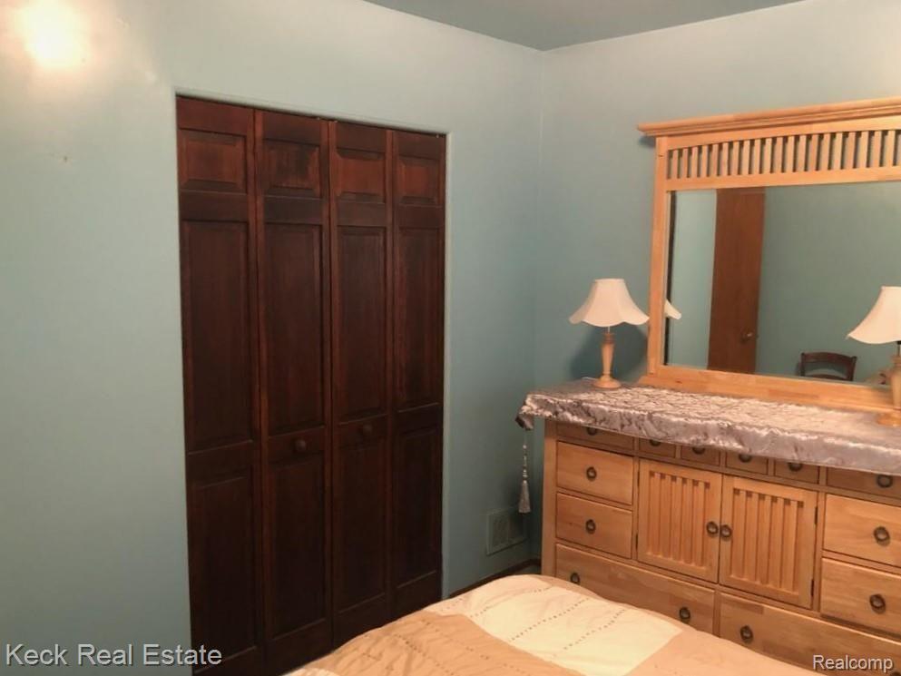 9441 Pardee Road Taylor, MI 48180 - Photo 16 of 23 24.jpg
