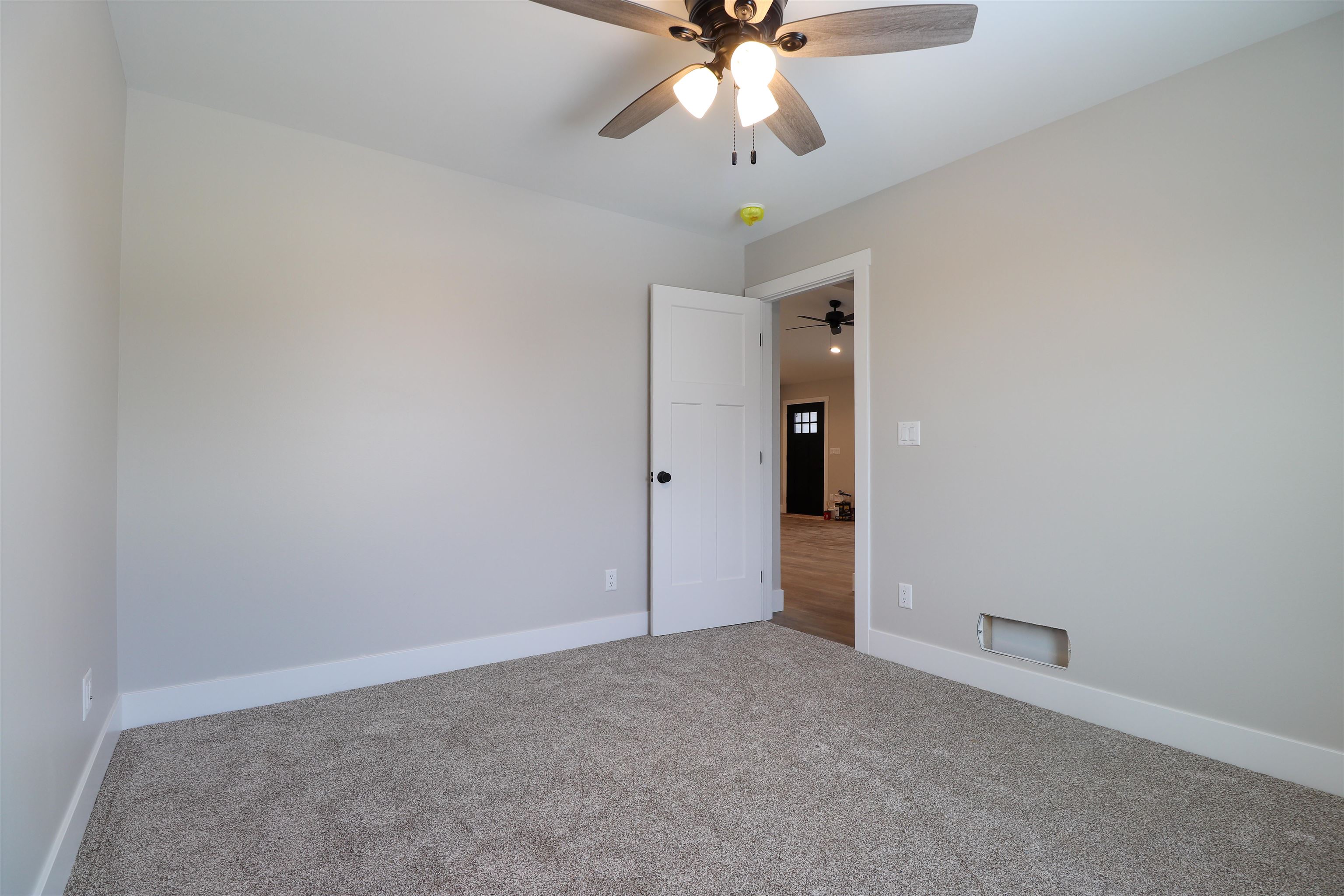 801 Hawkeye Heights Road Dubuque, IA 52001 - Photo 19 of 30 Gallery Image 19