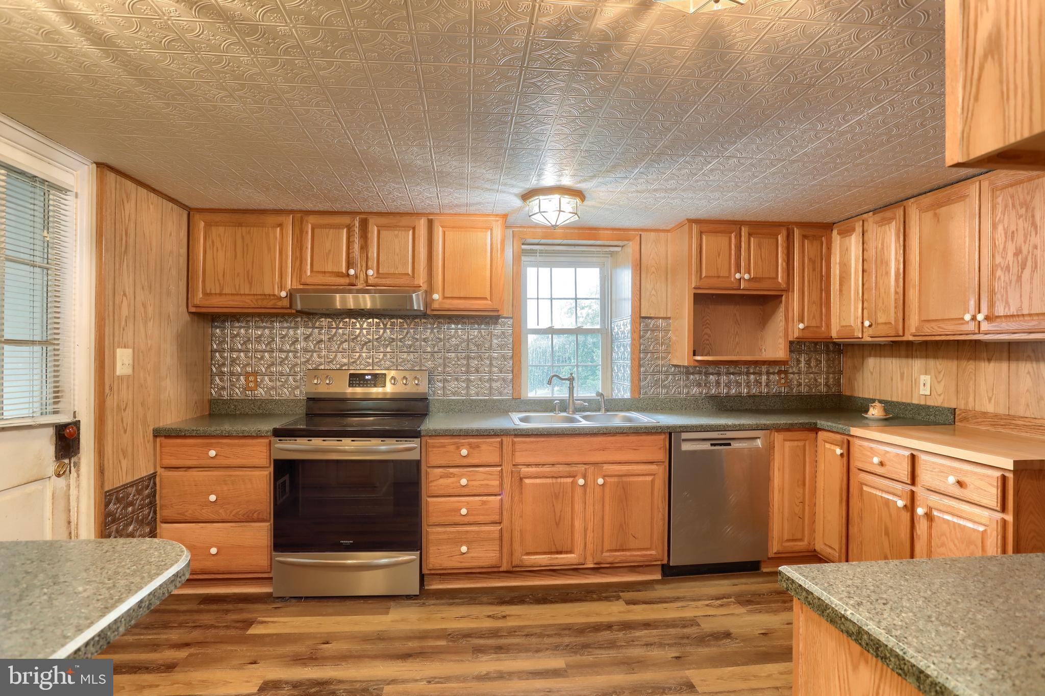 940 Newberry Road Middletown, PA 17057 - Photo 11 of 65 Gallery Image 11