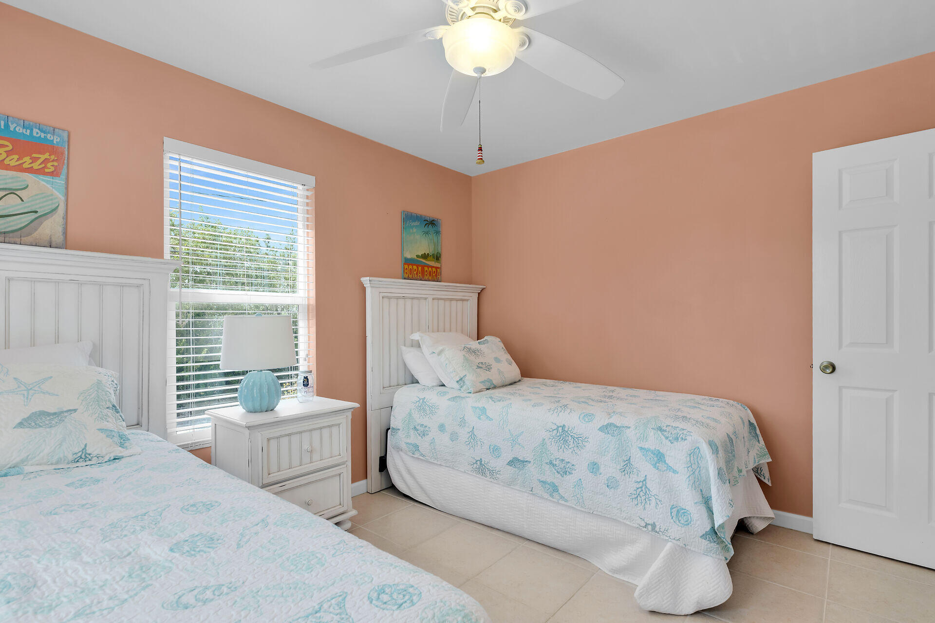 845 Pirates Road Summerland Key, FL 33042 - Photo 16 of 52 845 Pirates Road -- guest bedroom