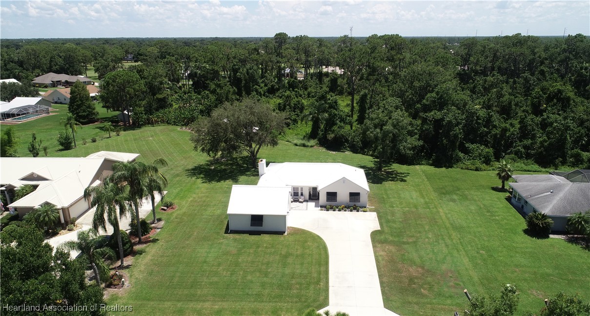 4626 Duffer Loop Sebring, FL 33872 - Photo 2 of 46 Front Aerial