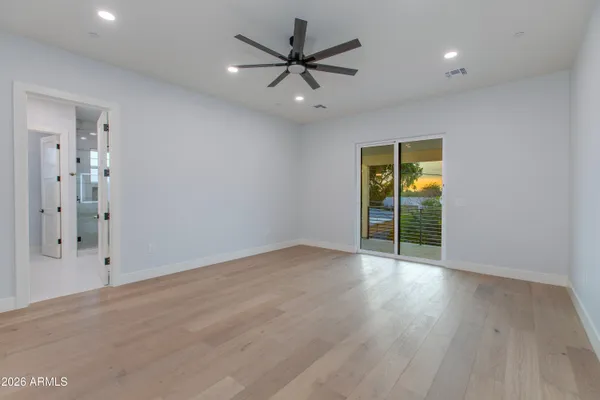 $7,900 | 3834 North 34th Street, Phoenix, AZ 85018