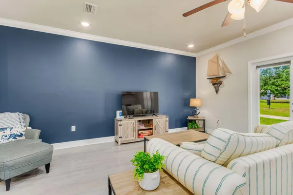 $353,000 | 255 South E Street, Pensacola, FL 32502