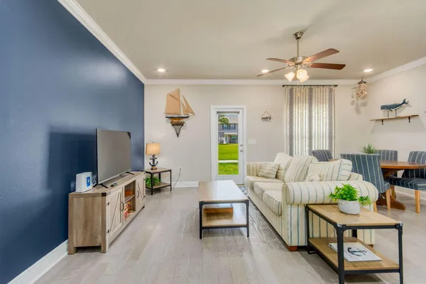 $353,000 | 255 South E Street, Pensacola, FL 32502