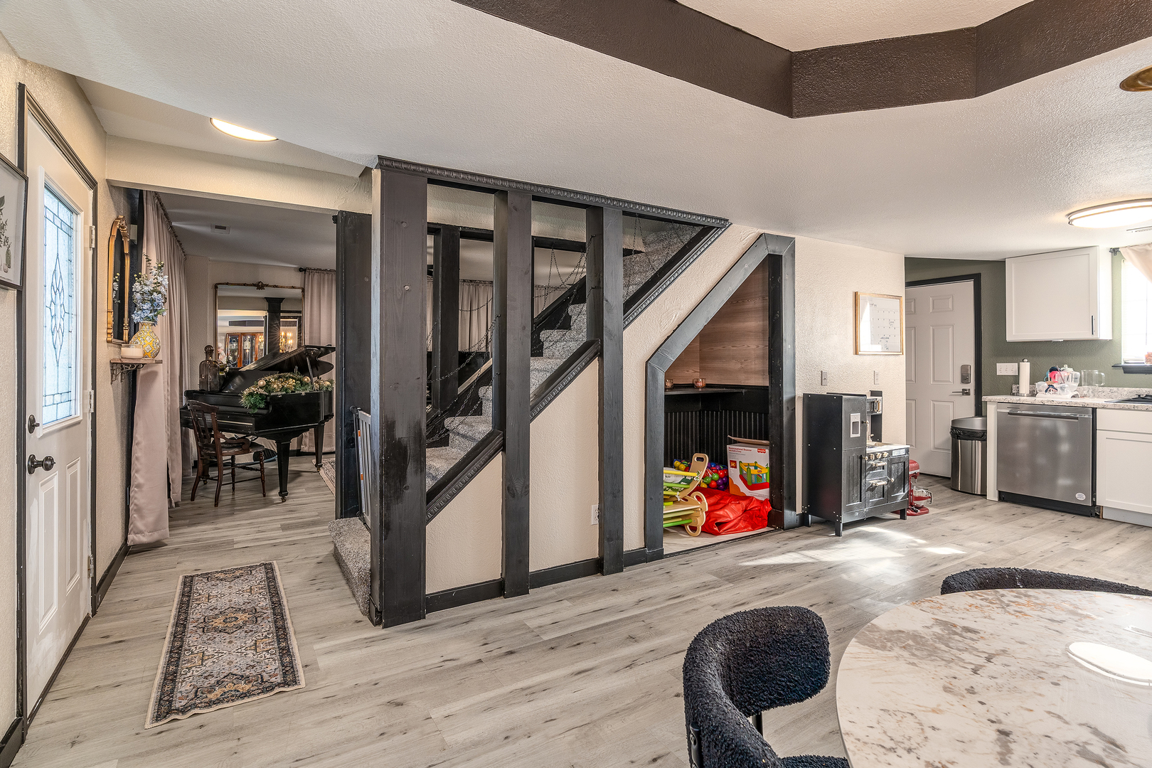 1925 Hamilton Street Murphysboro, IL 62966 - Photo 4 of 31