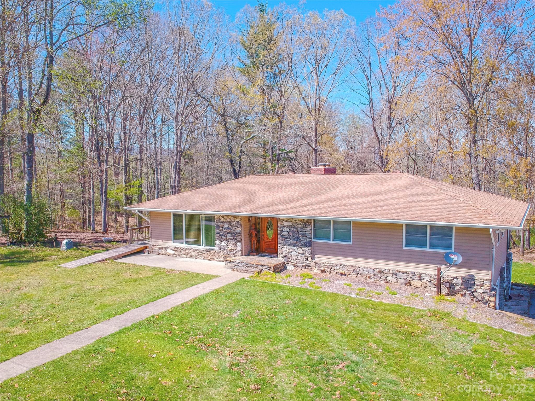 75 Golddigger Road Candler, NC 28715 - Photo 7 of 34 Gallery Image 7