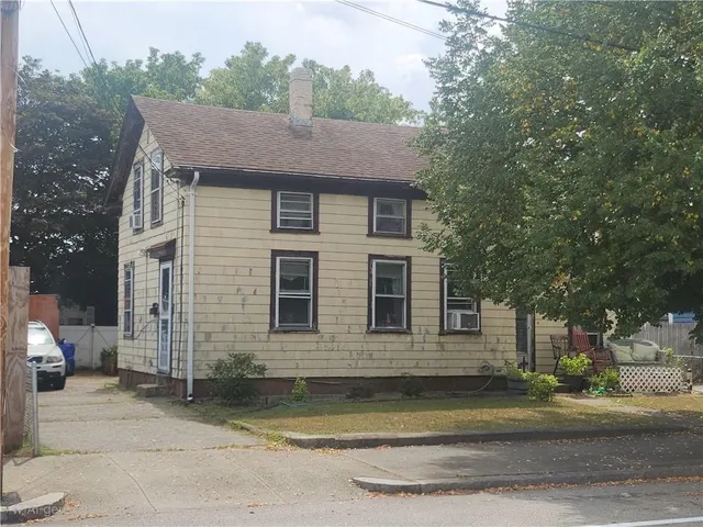 $369,900 | 207 Benefit Street, Pawtucket, RI 02861
