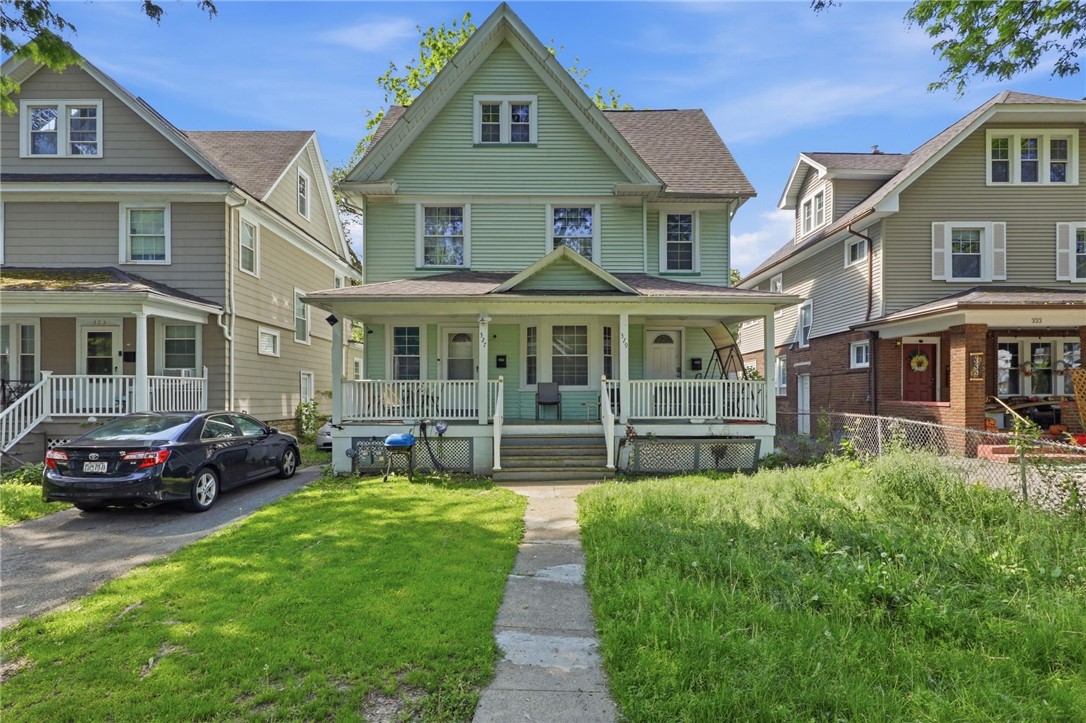 327 Selye Terrace Rochester, NY 14613 - Photo 3 of 7
