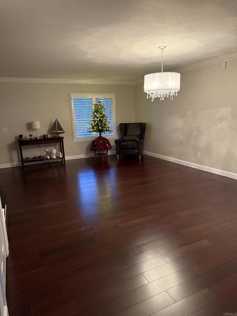 346 Rimhurst Court Oceanside, CA 92058 - Photo 6 of 25